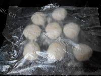 自制淡奶排包做法图解9)