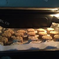 自制广式五仁月饼做法图解19)