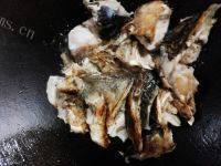 美味的鱼头豆腐煲做法图解9)