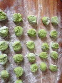 美味的牛肉水饺做法图解4)