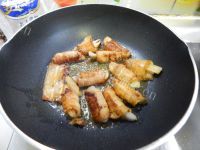 美味的茄汁五花肉藕卷做法图解13)