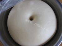 色香味具全的肉松小餐包做法图解3)