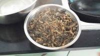 家常的梅菜扣肉做法图解10)