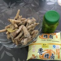 诱人的泡椒凤爪做法图解5)