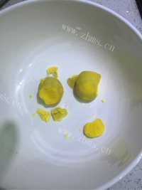 自制蛋黄小酥饼做法图解1)