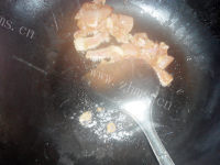 家常菜蒜苔炒肉片做法图解3)