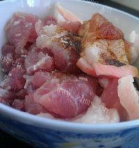 家常菜肉片炒菜花做法图解2)