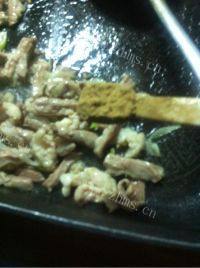 家常菜尖椒肉丝做法图解6)