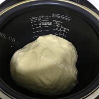 咸甜适中的金钱卷面包做法图解4)