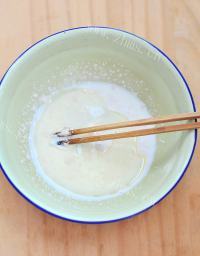 自制葱香苏打饼干做法图解3)