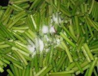 家常蒜苔炒腊肠做法图解5)