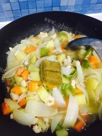 美味的咖喱鸡肉饭做法图解9)