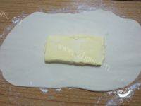 蝴蝶酥做法图解6)
