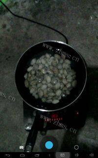 美味的清炒花蛤做法图解2)