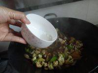 家常菜爆炒菜花做法图解6)
