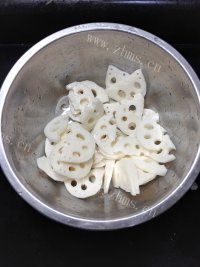 美味的腐乳豆豉蒸鸡做法图解11)