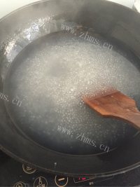  美味的椰汁西米露做法图解7)