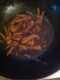 特色美食红烧鸡爪做法图解3)