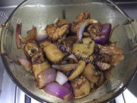 美味滑鸡煲做法图解5)