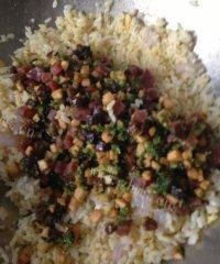味道不错的蛋炒饭做法图解12)