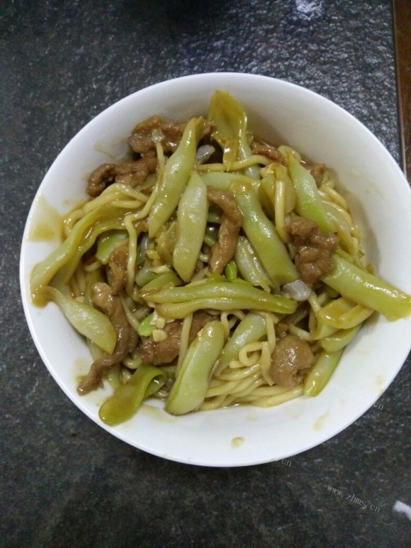 鲜美可口的豆角焖面