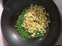 豌豆玉米火腿丁的做法图解四