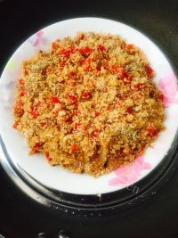可口的湘西粉蒸肉做法图解7)