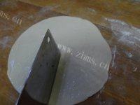 「DIY」葱花饼做法图解4)