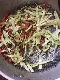 美味的肉丝炒面做法图解7)