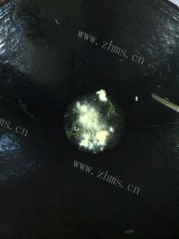 美味的西红柿蛋汤做法图解2)