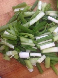 香飘十里的鲫鱼豆腐汤做法图解3)