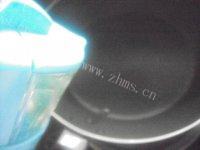 让人怀念的鸡蛋饼做法图解7)