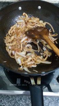 家常洋葱炒肉丝做法图解6)