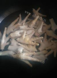 美味的酱蒸凤爪做法图解1)