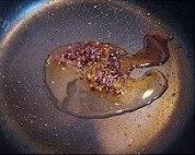 色味俱全的菠菜拌香干做法图解3)