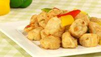 色味俱全的炒鱼丸