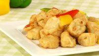 色味俱全的炒鱼丸