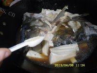 口感好的鱼头豆腐汤做法图解9)