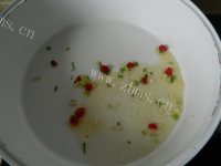 美味的包菜炒粉丝做法图解3)