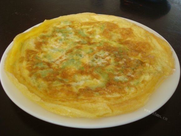 热腾腾的苦瓜鸡蛋饼