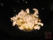 家常菜西葫芦炒鸡脯肉做法图解3)