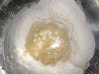 自制可口糯米糍做法图解3)