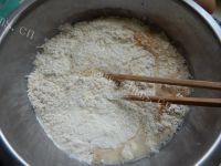 自制韭菜鸡蛋煎饼做法图解3)
