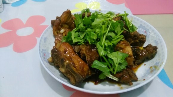 脆嫩可口的糖醋排骨