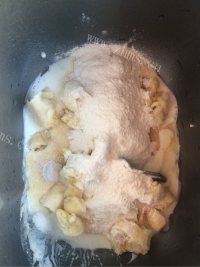 唇齿留香的香蕉酸奶吐司做法图解1)