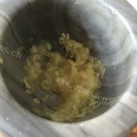 家常菜粉蒸芹菜叶做法图解5)