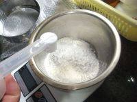 自制花生酥做法图解3)