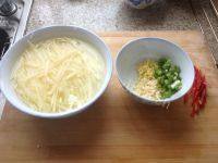 #DIY美食#凉拌土豆丝做法图解2)