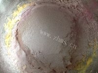 脆口双色拼块饼干做法图解4)
