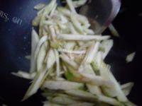 健康美食之炒茄子做法图解5)